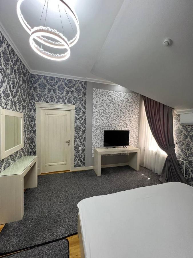 Hotel Afrosiyob Karsi Kültér fotó