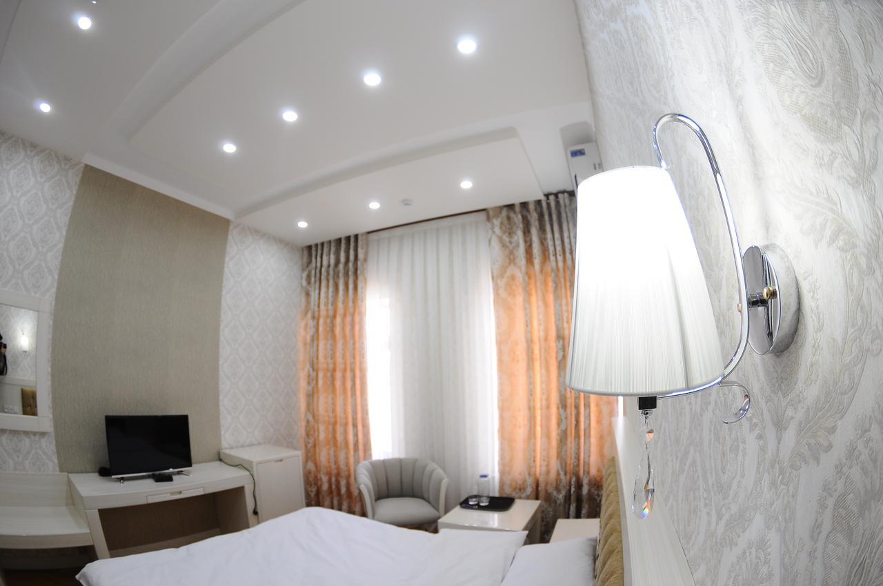 Hotel Afrosiyob Karsi Kültér fotó