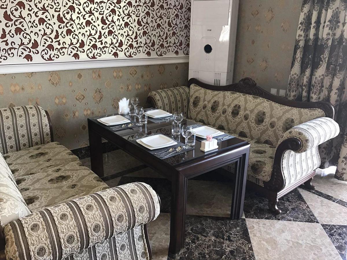 Hotel Afrosiyob Karsi Kültér fotó