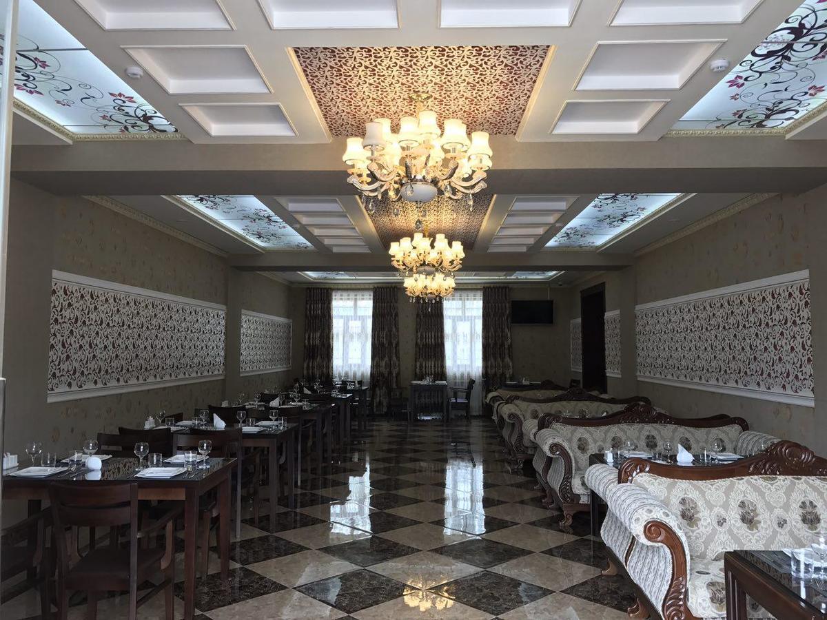 Hotel Afrosiyob Karsi Kültér fotó